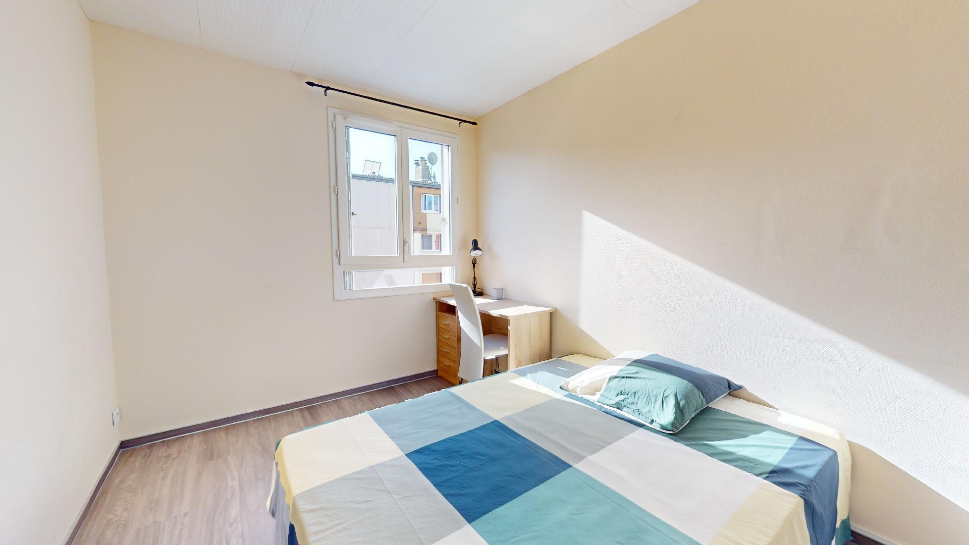 Colocation meublée T5 95m² à Toulouse - 5 Rue De L'yonne - Chambre 3