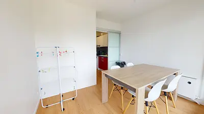 Photo du 3 Place Jules Verne, 49000 Angers, France Angers