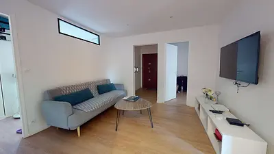 Photo du 3 Place Jules Verne, 49000 Angers, France Angers