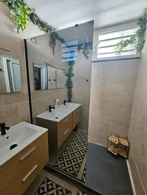 Photo du 16 Rue Antoine Roussin, 97460 Saint-Paul, France Saint-Paul