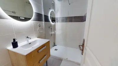 Photo du 32 rue de Champagneux, 69008 Lyon, France Lyon