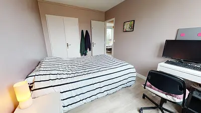 Photo du 33 rue Henri Brosse, 69310 Pierre-Bénite, France Pierre-Bénite