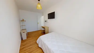 Photo du 92 Avenue Francis De Pressensé, 69200 Vénissieux, France Vénissieux