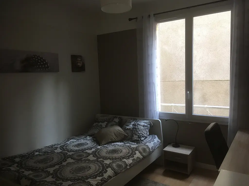 Photo du 18 Rue Du Château, 77000 Melun, France Melun