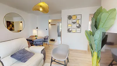 Photo du 12 Rue Des Roses, 69008 Lyon, France Lyon