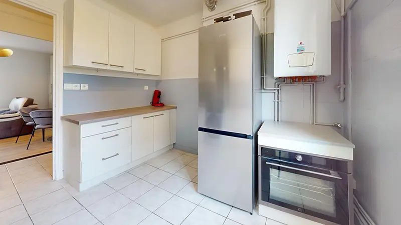 Photo du 12 Rue Des Roses, 69008 Lyon, France Lyon