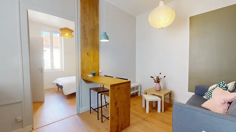 Photo du 73 Route De Vienne, 69007 Lyon, France Lyon