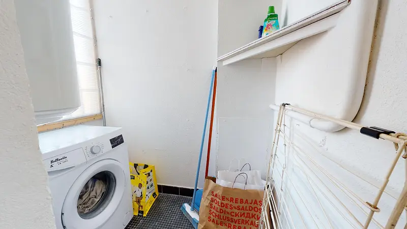 Photo du 61 avenue Jules Vallès, Allée A, 38400 Saint-Martin-d'Hères, France Saint-Martin-d'Hères