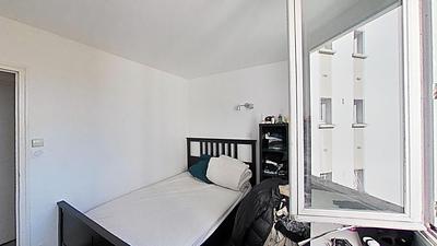 Photo du 87 Avenue De La Mogne, 38400 Saint-Martin-d'Hères, France Saint-Martin-d'Hères