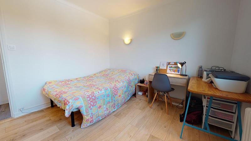 Photo du 61 avenue Jules Vallès, Allée A, 38400 Saint-Martin-d'Hères, France Saint-Martin-d'Hères