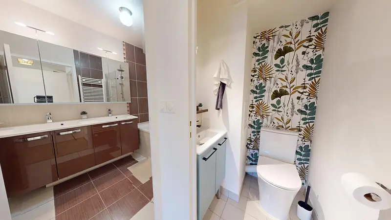 Photo du 107 Rue Jean Sarrazin, 69008 Lyon, France Lyon