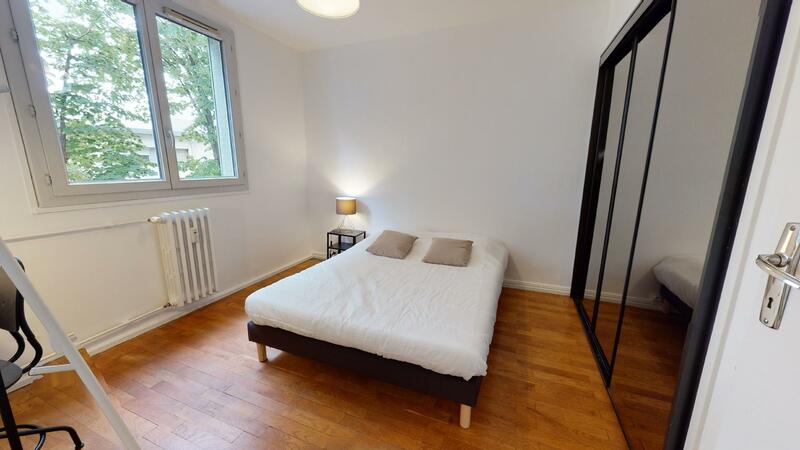 Photo du 126 Rue Bataille, 69008 Lyon, France Lyon