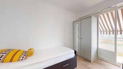 Photo du 30 Square Des Anciennes Provinces, 49000 Angers, France Angers