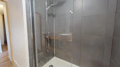 Photo du 148 rue alexis perroncel, 69100 Villeurbanne, France Villeurbanne