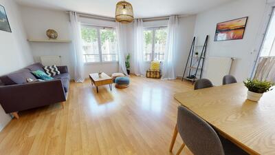 Photo du 17 rue Paul cazeneuve, 69008 Lyon, France Lyon