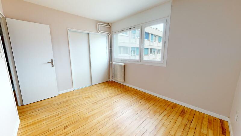 Photo du 35 Avenue De Rochetaillée, Batiment A, Cage 2, 42100 Saint-Étienne, France Saint-Étienne