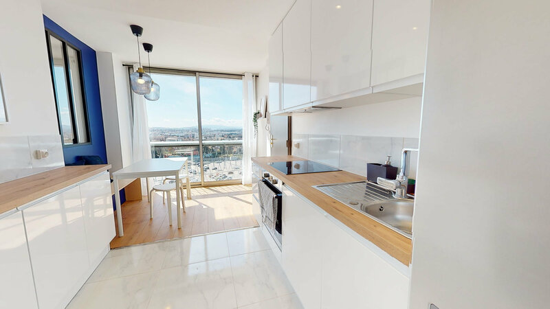 Photo du 24 Rue Édouard Branly, 69500 Bron, France Bron