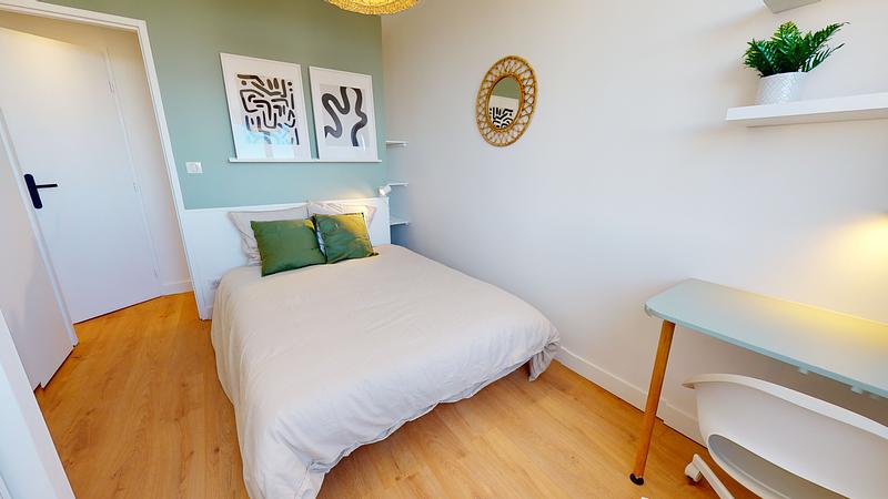 Photo du 24 Rue Édouard Branly, 69500 Bron, France Bron