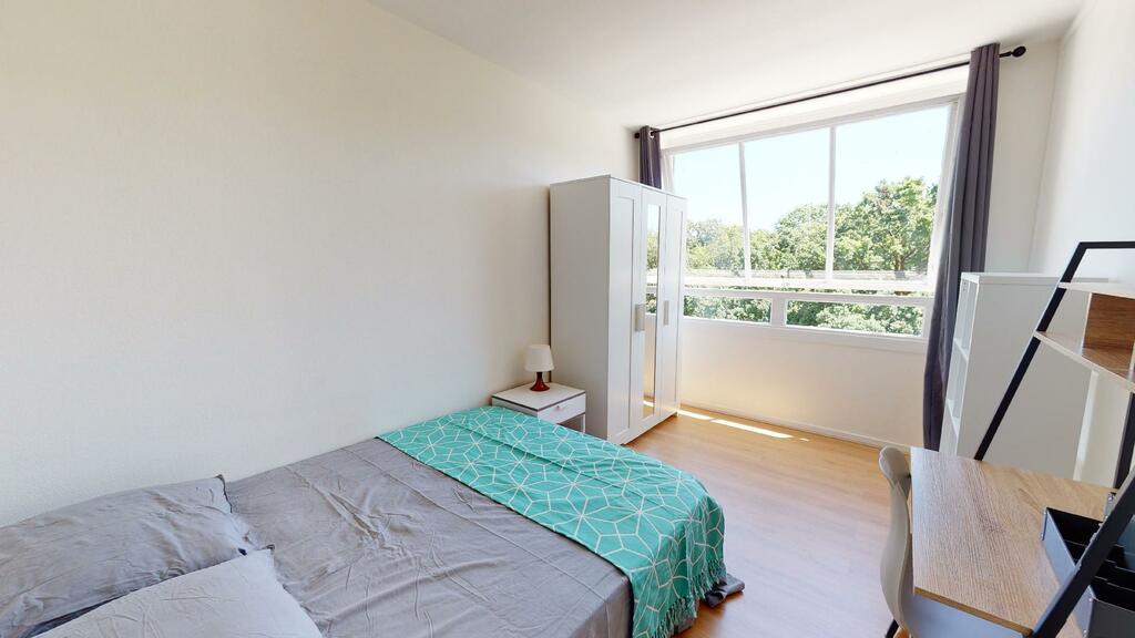 Photo du 37 rue du Parc, 69500 Bron, France Bron