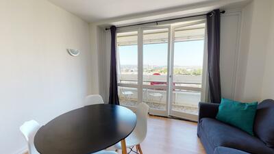 Photo du 37 rue du Parc, 69500 Bron, France Bron