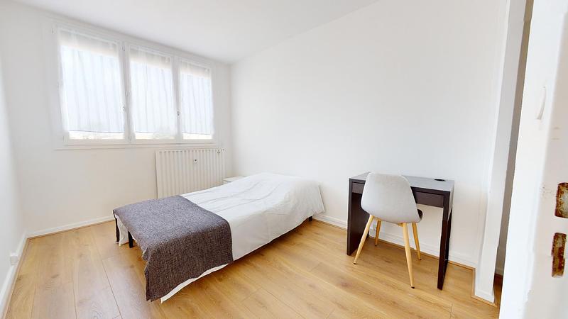 Photo du 51b avenue Pierre Brossolette, 69500 Bron, France Bron