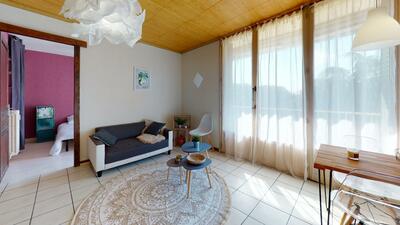 Photo du 20 Avenue Jacques Duclos, 69200 Vénissieux, France Vénissieux