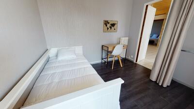 Photo du 20 Avenue Jacques Duclos, 69200 Vénissieux, France Vénissieux