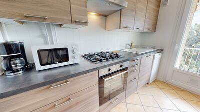 Photo du 117 Avenue Pierre Brossolette, 69500 Bron, France Bron