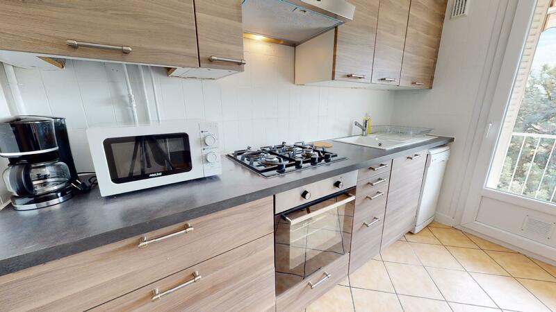 Photo du 117 Avenue Pierre Brossolette, 69500 Bron, France Bron