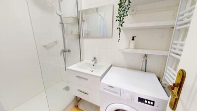 Photo du 117 Avenue Pierre Brossolette, 69500 Bron, France Bron