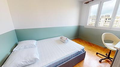 Photo du 117 Avenue Pierre Brossolette, 69500 Bron, France Bron