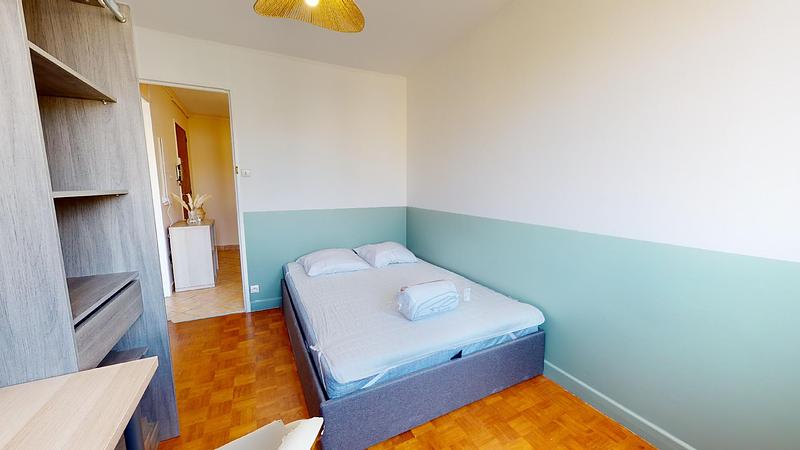 Photo du 117 Avenue Pierre Brossolette, 69500 Bron, France Bron