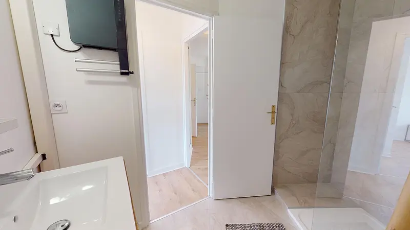 Photo du 62 Rue Du Professeur Roux, 69200 Vénissieux, France Vénissieux