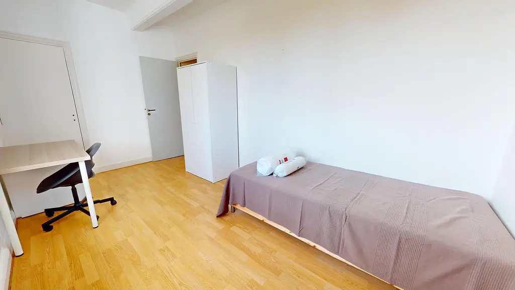 Photo du 12 Rue Louis Gayet, 69290 Saint-Genis-les-Ollières, France Saint-Genis-les-Ollières