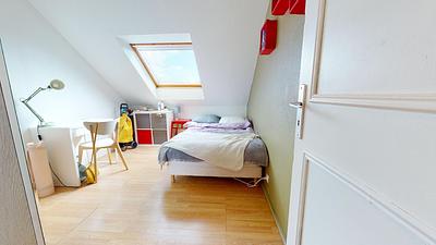 Photo du 14 Square Elis Reclus, 91000 Évry, France Évry