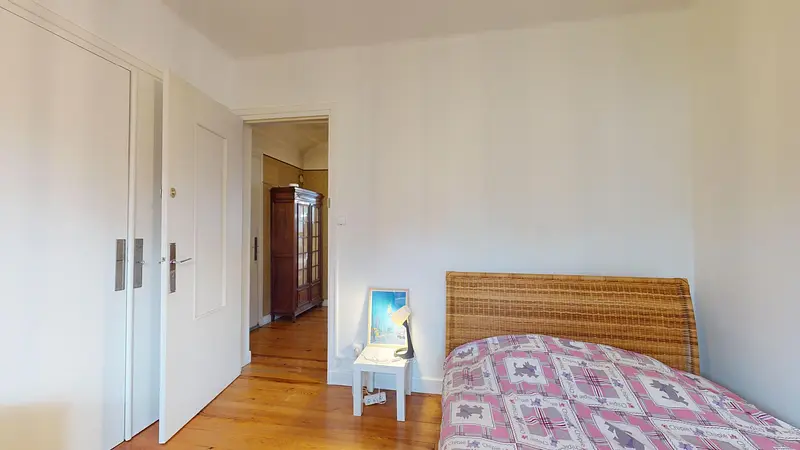 Photo du 84 Chemin Du Grand Revoyet, 69230 Saint-Genis-Laval, France Saint-Genis-Laval