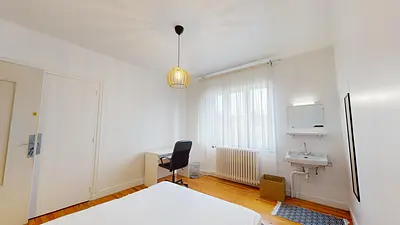 Photo du 84 Chemin Du Grand Revoyet, 69230 Saint-Genis-Laval, France Saint-Genis-Laval