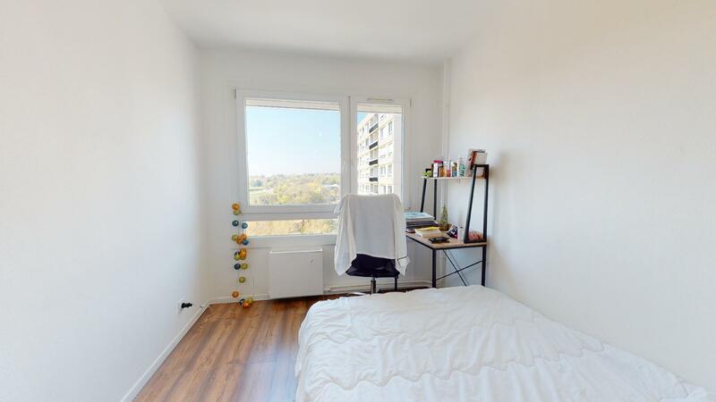 Photo du 17 Boulevard De L'europe, 69600 Oullins, France Oullins