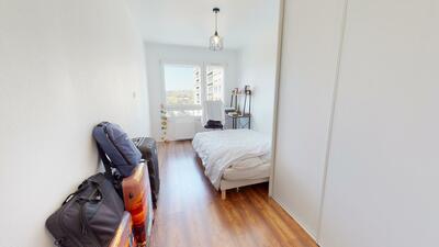 Photo du 17 Boulevard De L'europe, 69600 Oullins, France Oullins