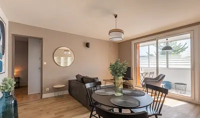 Photo du 70 Avenue Viviani, 69200 Vénissieux, France Vénissieux