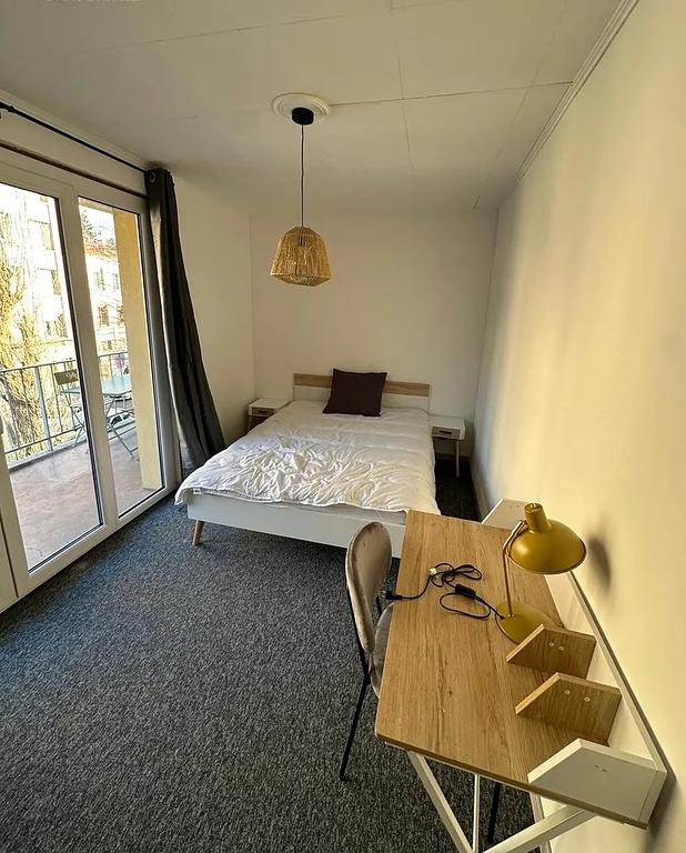 Photo du 155 Rue Antoine Durafour, 42100 Saint-Étienne, France Saint-Étienne