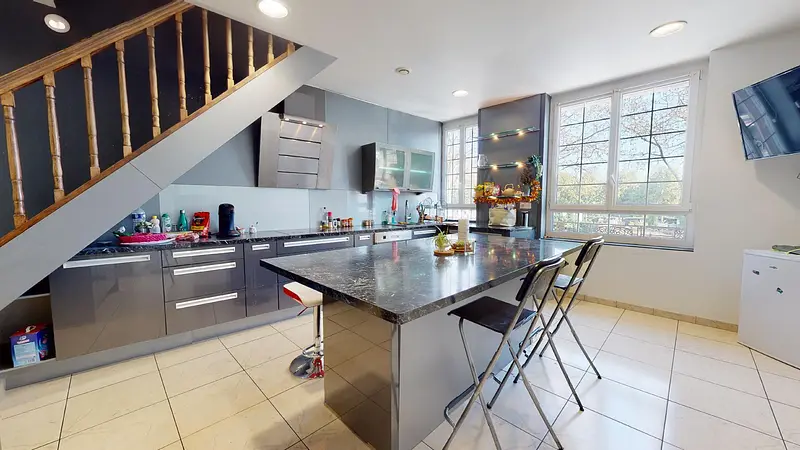 Photo du 42bis Rue Pierre Delore, 69008 Lyon, France Lyon