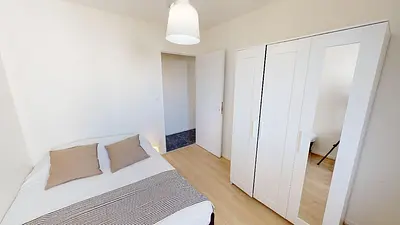 Photo du 27 rue de l'Effort, Ecrivain, 69007 Lyon, France Lyon