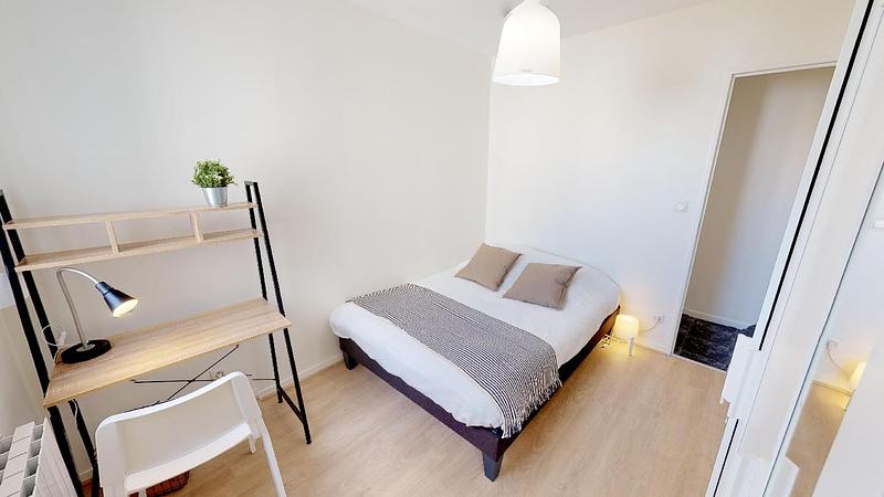 Photo du 27 rue de l'Effort, Ecrivain, 69007 Lyon, France Lyon