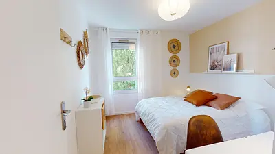 Photo du 27 Rue De L'effort, River, 69007 Lyon, France Lyon