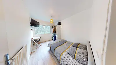 Photo du 99 Rue Du Maréchal Foch, 33150 Cenon, France Cenon
