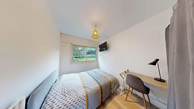 Photo du 99 Rue Du Maréchal Foch, 33150 Cenon, France Cenon