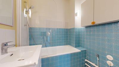 Photo du 58 Rue Louis Blanc, 75010 Paris, France Paris