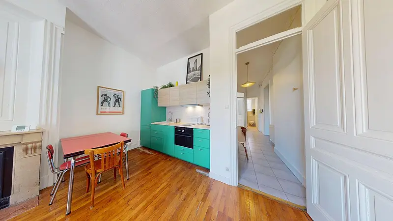 Photo du 7 Rue De La République, 69600 Oullins, France Oullins