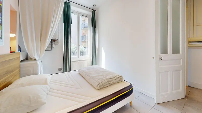 Photo du 7 Rue De La République, 69600 Oullins, France Oullins